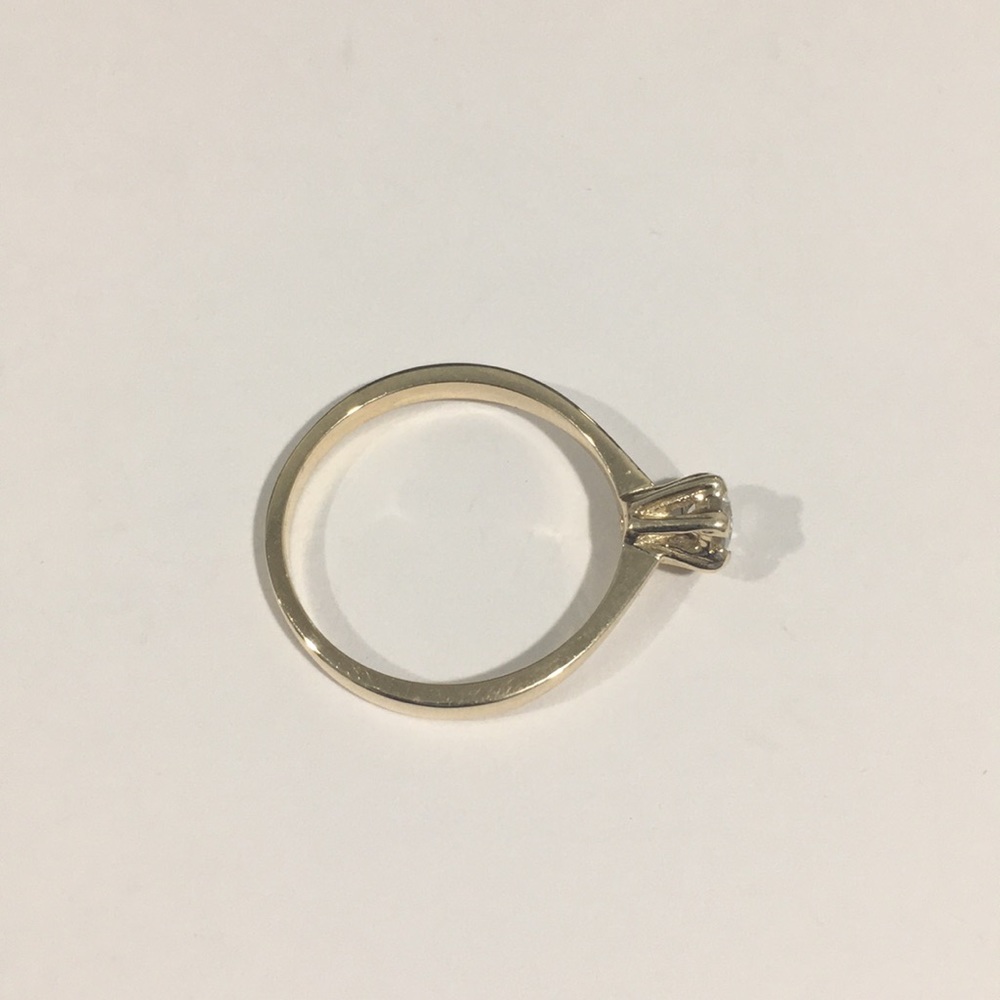 10k Yellow Gold Solitaire Engagement 💍 Ring CZ 💎 - Picture 4 of 6